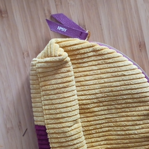 Ipsy  Courderoy Fabric Cosmetic Bag - Picture 3 of 4